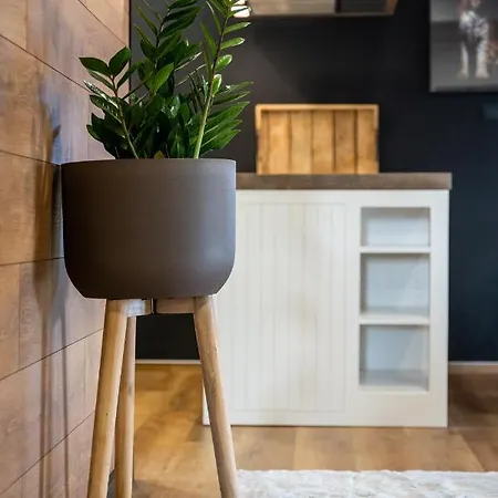 Apartment L&o - Oliver Zvolenske Nemce