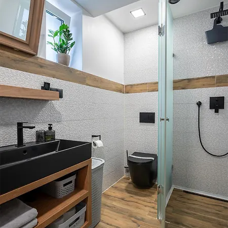 Apartment L&o - Oliver Zvolenske Nemce